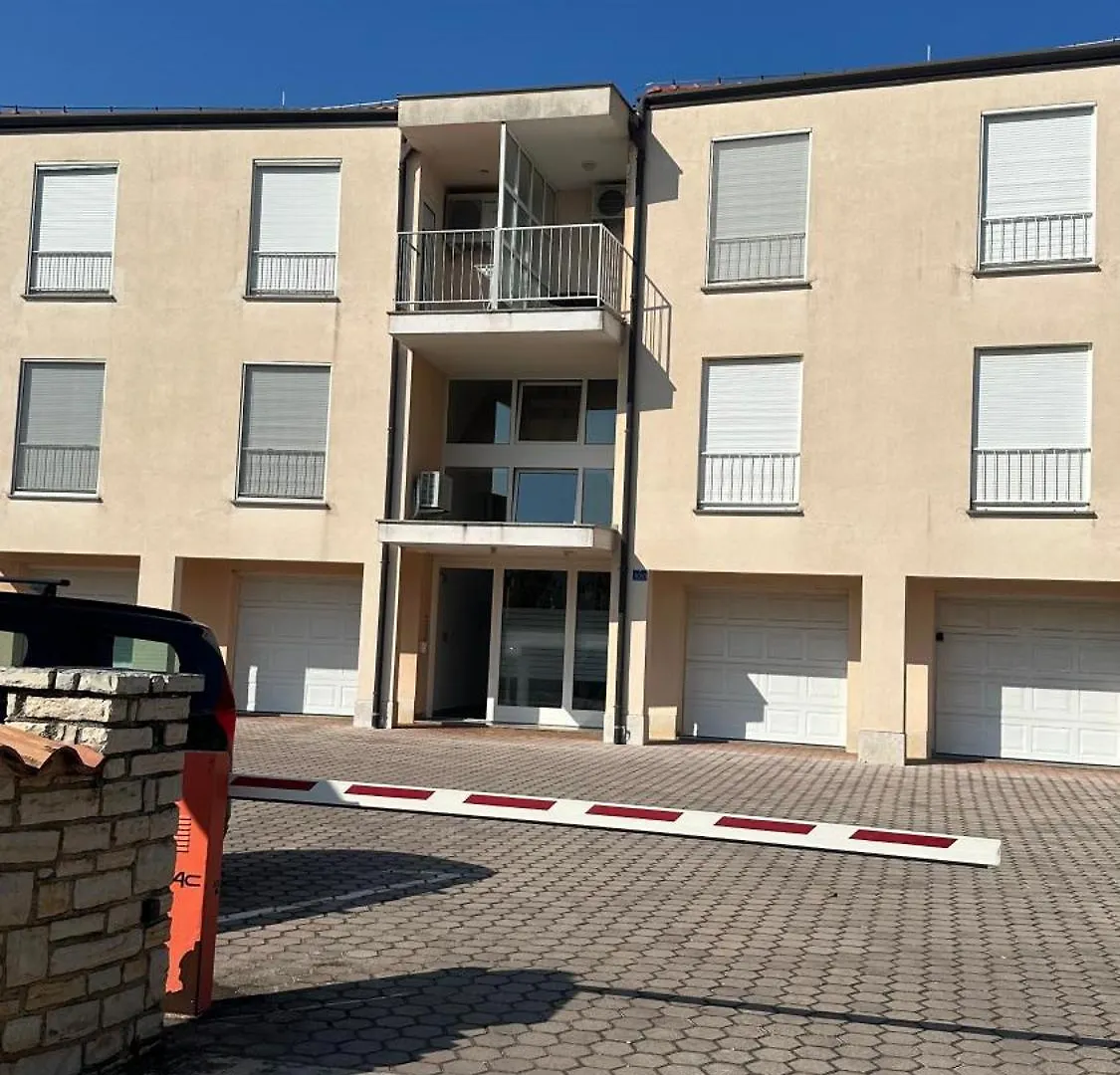Zaynsroom Crveni Vrh Apartment